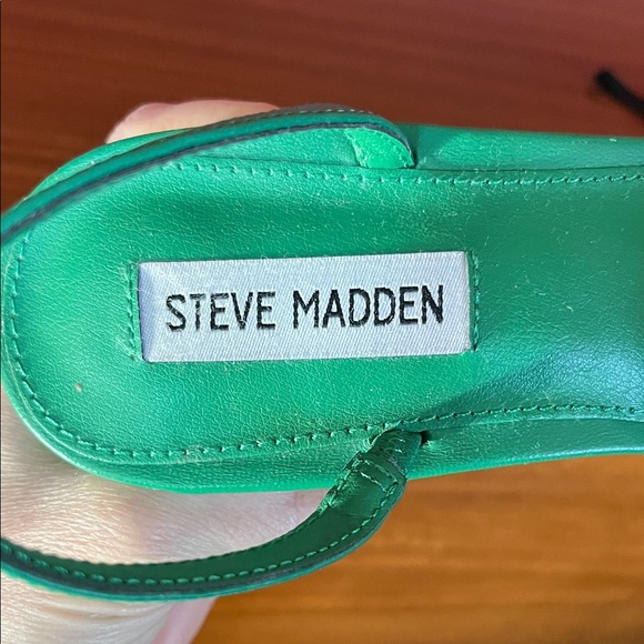 Wore once Steve Madden Teal Floral Heels - Picture 2 of 12